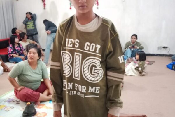 Pembagian Kaos (2)