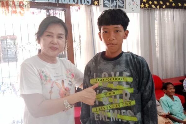 Pembagian Kaos (4)